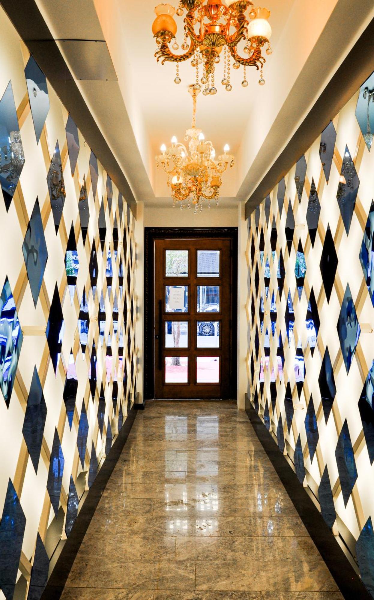 The Royals Hotel Izmir Zewnętrze zdjęcie