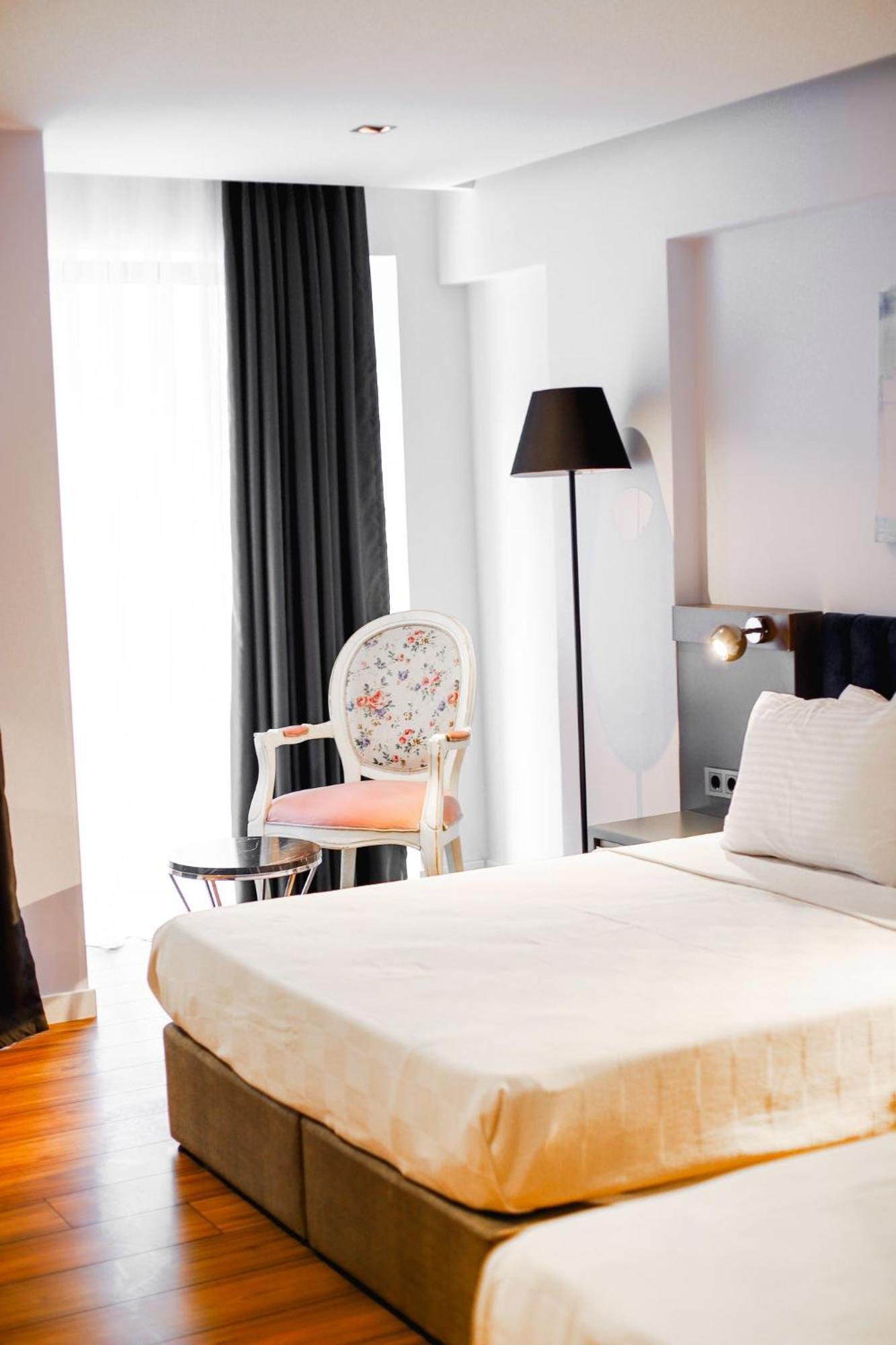 The Royals Hotel Izmir Zewnętrze zdjęcie